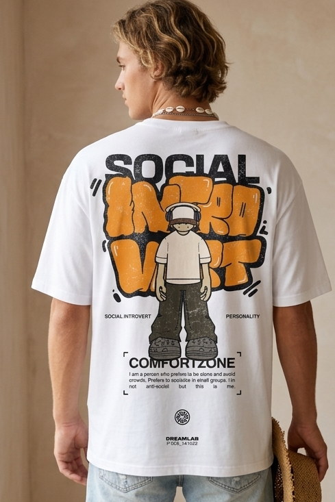 SOCIAL INTROVERT Oversized T-shirt